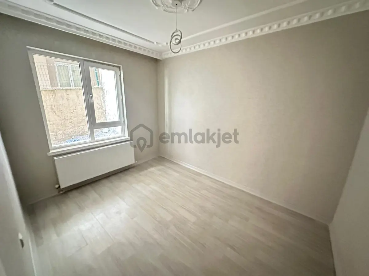 Atapark Mahallesinde Kat Konumda Asansörlü 3+1 Kot 2 - 9