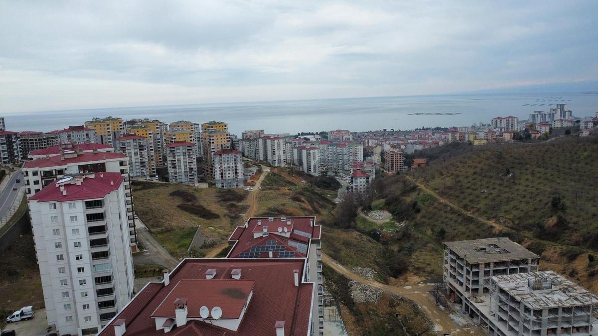 Trabzon Kaşüstü'nde 3+1 Kısmı Eşyalı Satılık Daire - 32