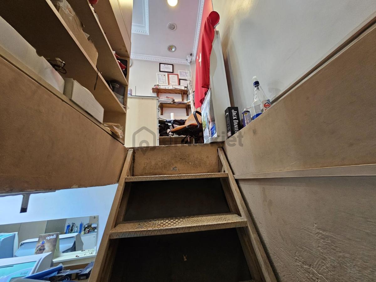 Kocamustafapaşa Caddesi Üzerinde İşlek Faal Konumda 30mk - 19