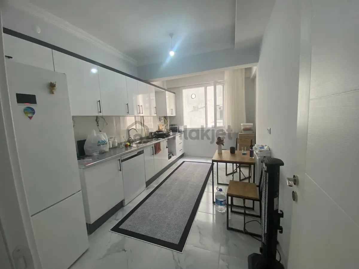 Ofis Rızvan Ağa Caddesinde Acil Sıfır Yapı Satılık 2+1 Daire - 4