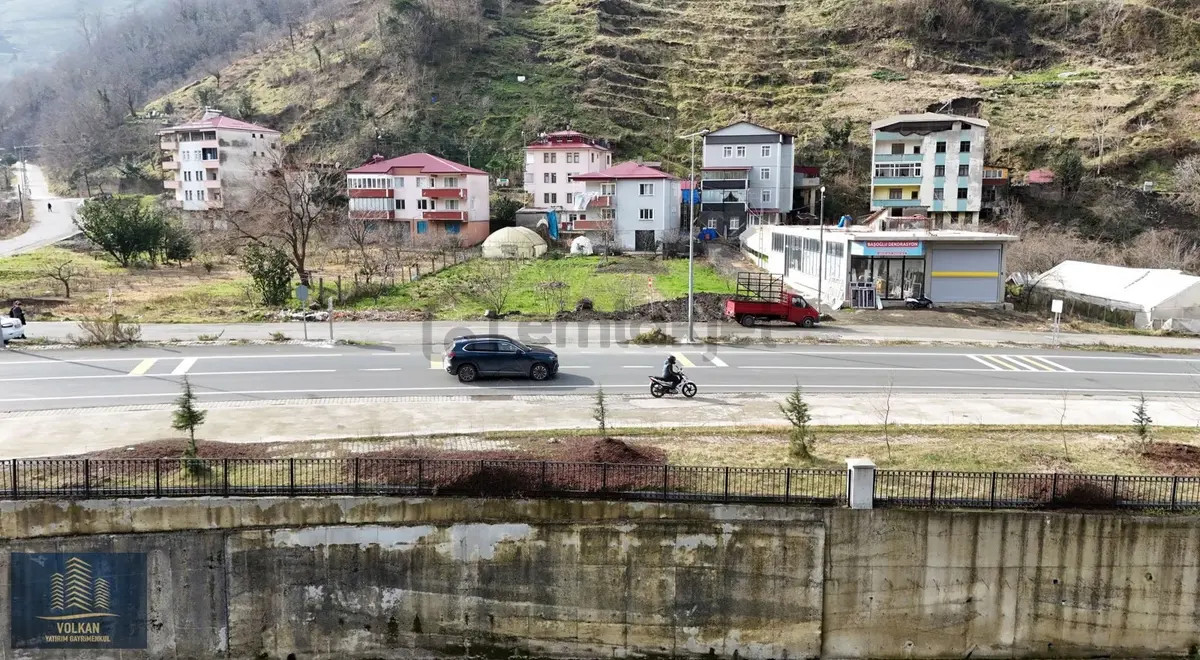 Uluslararası Yola 1,8 Km Mesafede 4 Kat Ticari İmarlı Arsa - 3