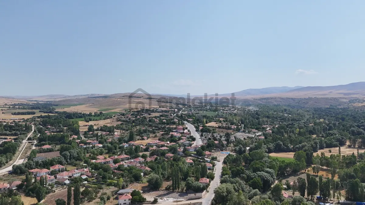Yozgat Çandır'da Konut İmarlı Villa Arsası - 9