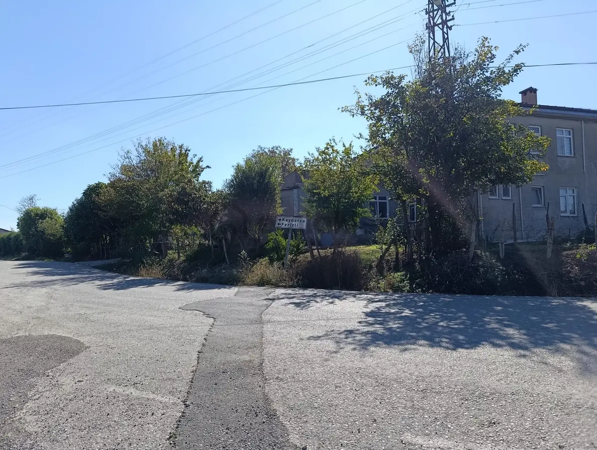 Kaynarca Gürpınar Köyünde 3294 M2 Satılık 2 Parsel Fındık Bahçe - 23