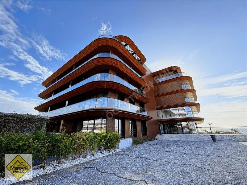 Çeşme Ayasaranda Ön Cephe Bahçe Katı Deniz Manzaralı Daire - 11