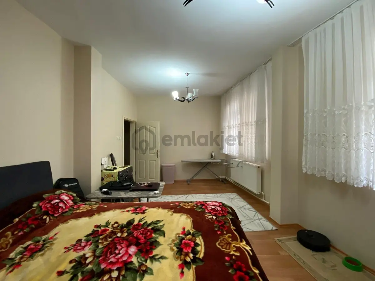 Bağcılar'da Satılık 2+1 Yüksek Giriş Daire - 20