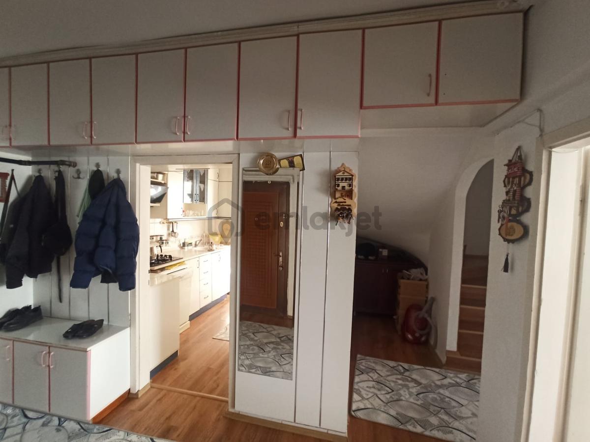 Mareşal Çakmak Mah. 4+1 Geniş Teraslı Satılık Daire - 16