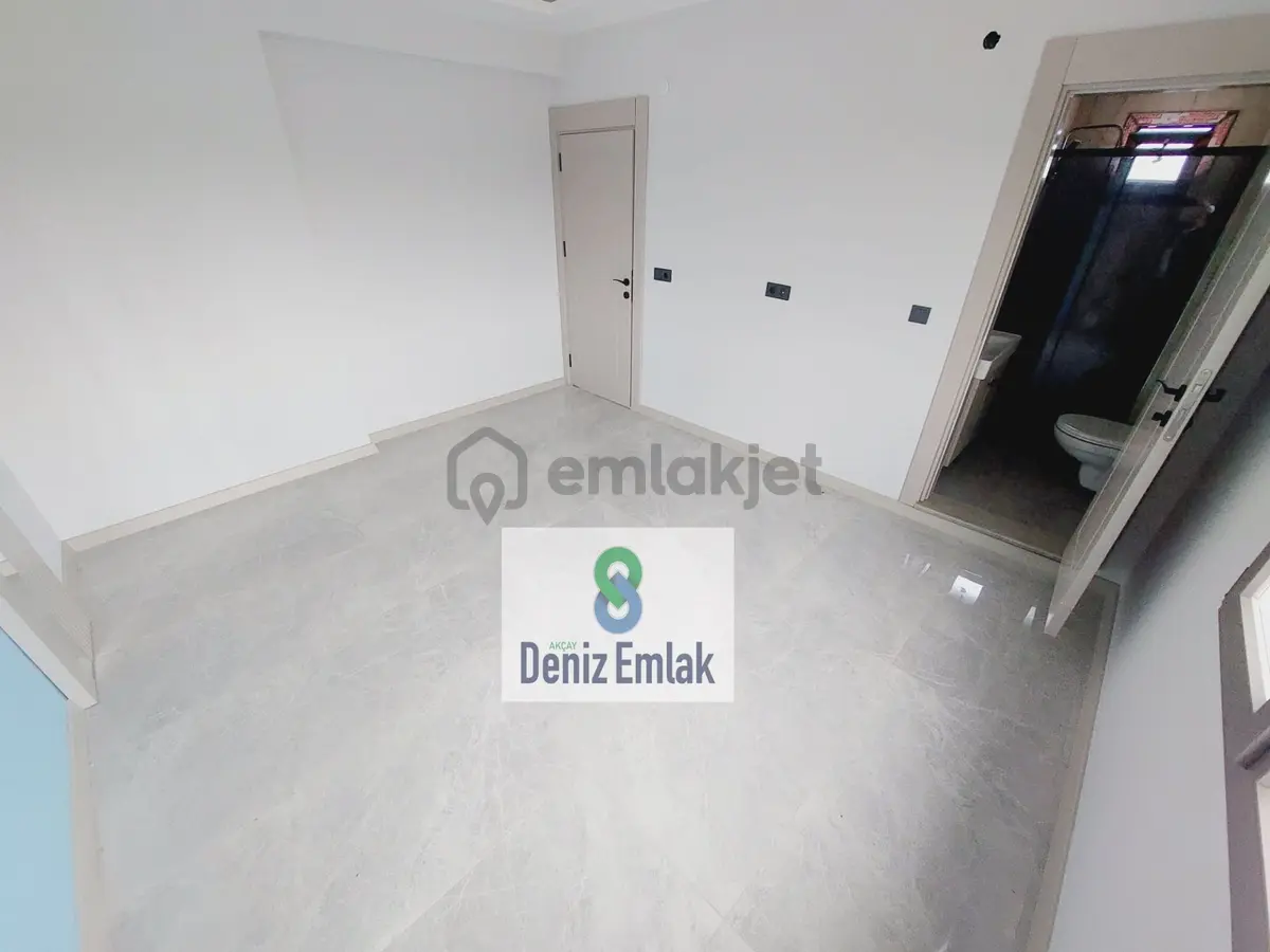 Denizden Akçayda Tam Müstakil Havuzlu Satılık 3+1 Villa. - 30