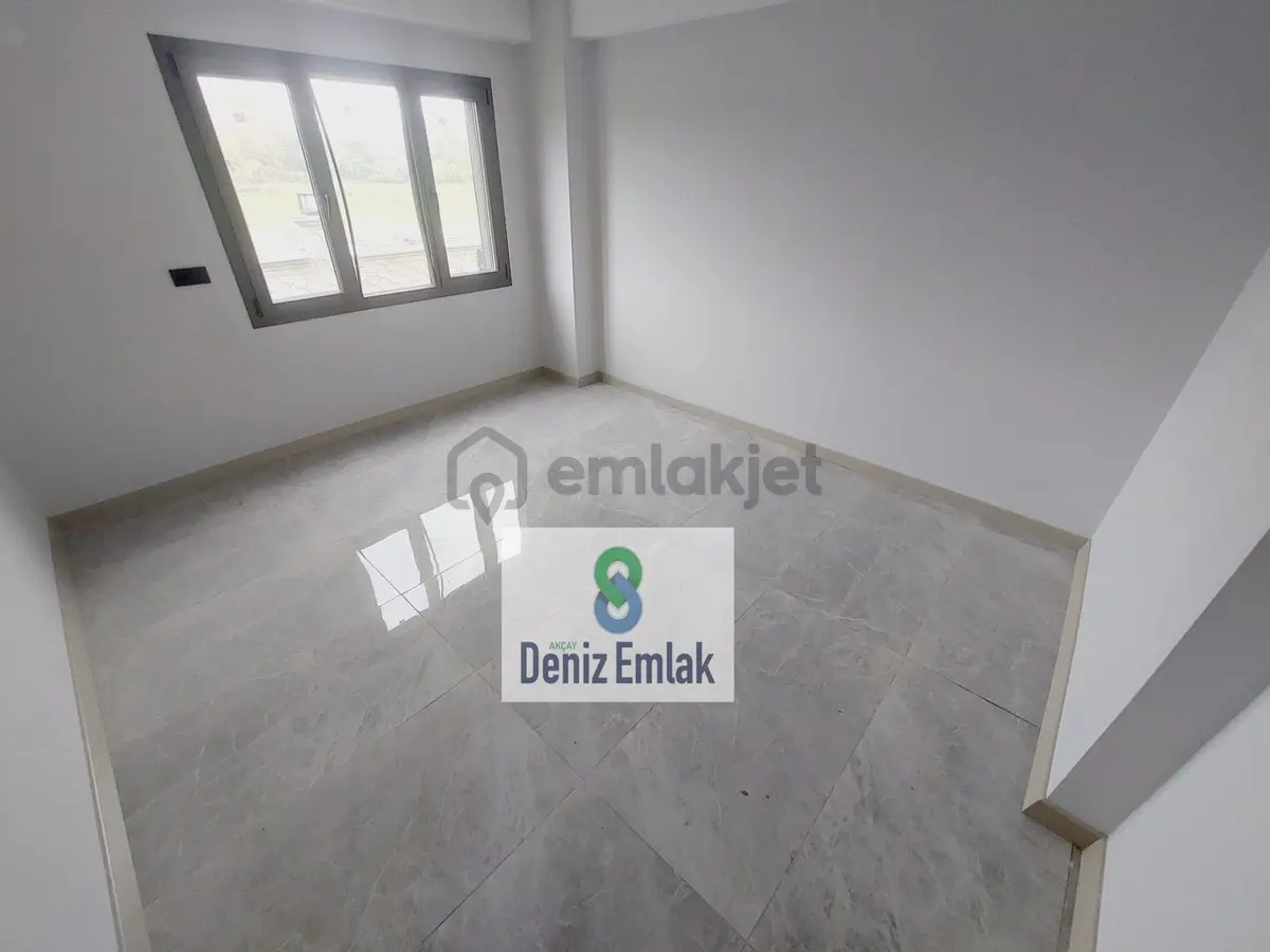 Denizden Akçayda Tam Müstakil Havuzlu Satılık 3+1 Villa. - 29