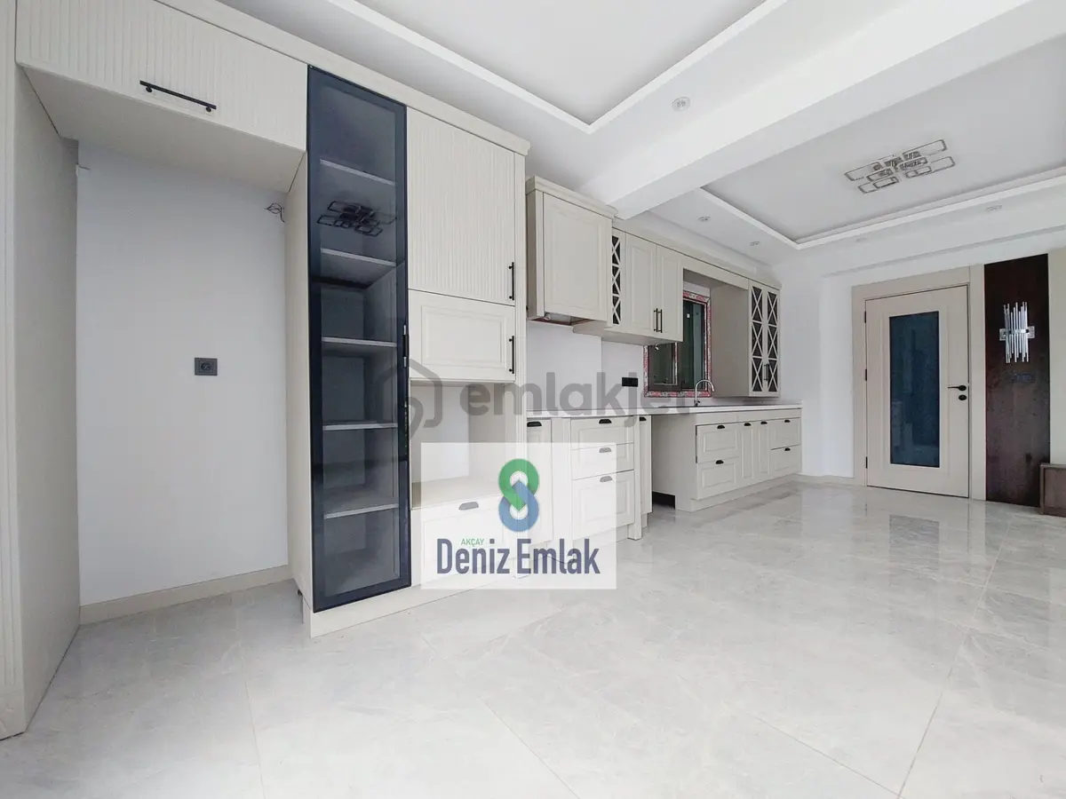 Denizden Akçayda Tam Müstakil Havuzlu Satılık 3+1 Villa. - 4