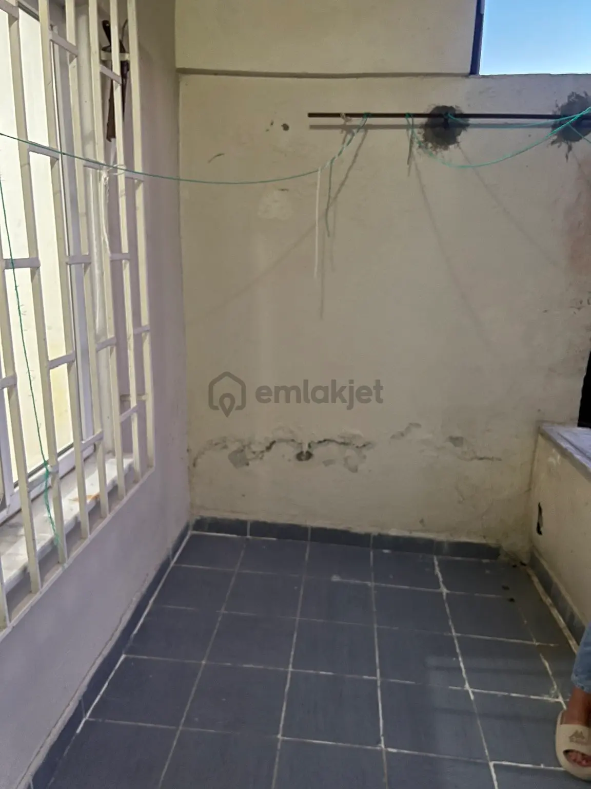 2+1 Giriş Kat Geniş Balkonlu Ve Bahçeli - 4