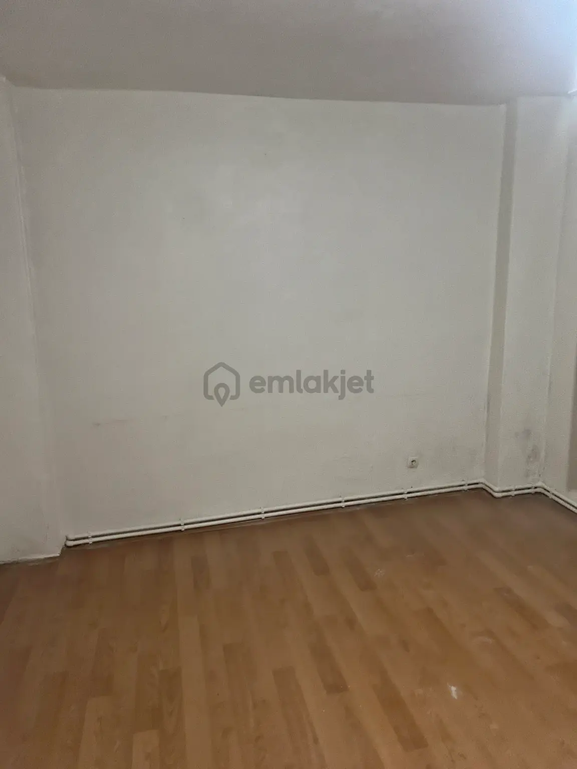 2+1 Giriş Kat Geniş Balkonlu Ve Bahçeli - 18