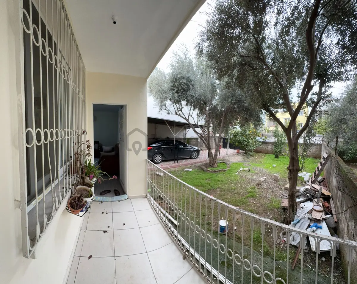 Ulubatlı Hasan Mah-2 Katlı-bahçeli-teraslı-280m2 Arsalı-müstakil Ev - 5