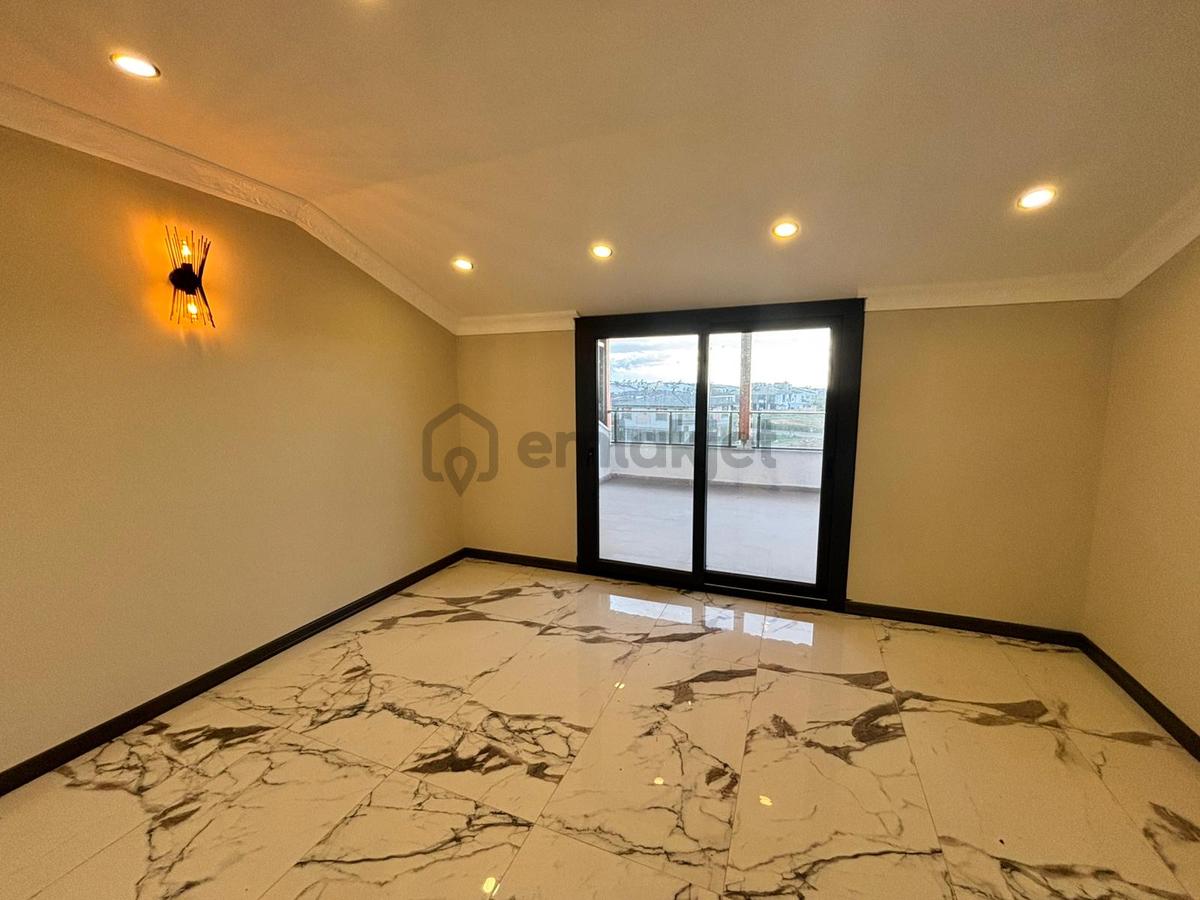 Hisarda Muhteşem 4+1 Villa - 20