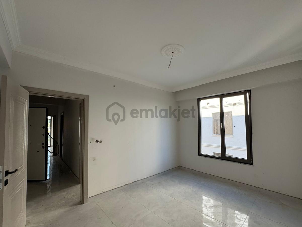 Sakarya Karasu Da Havuzlu Sıfır 2+1 Daire - 12