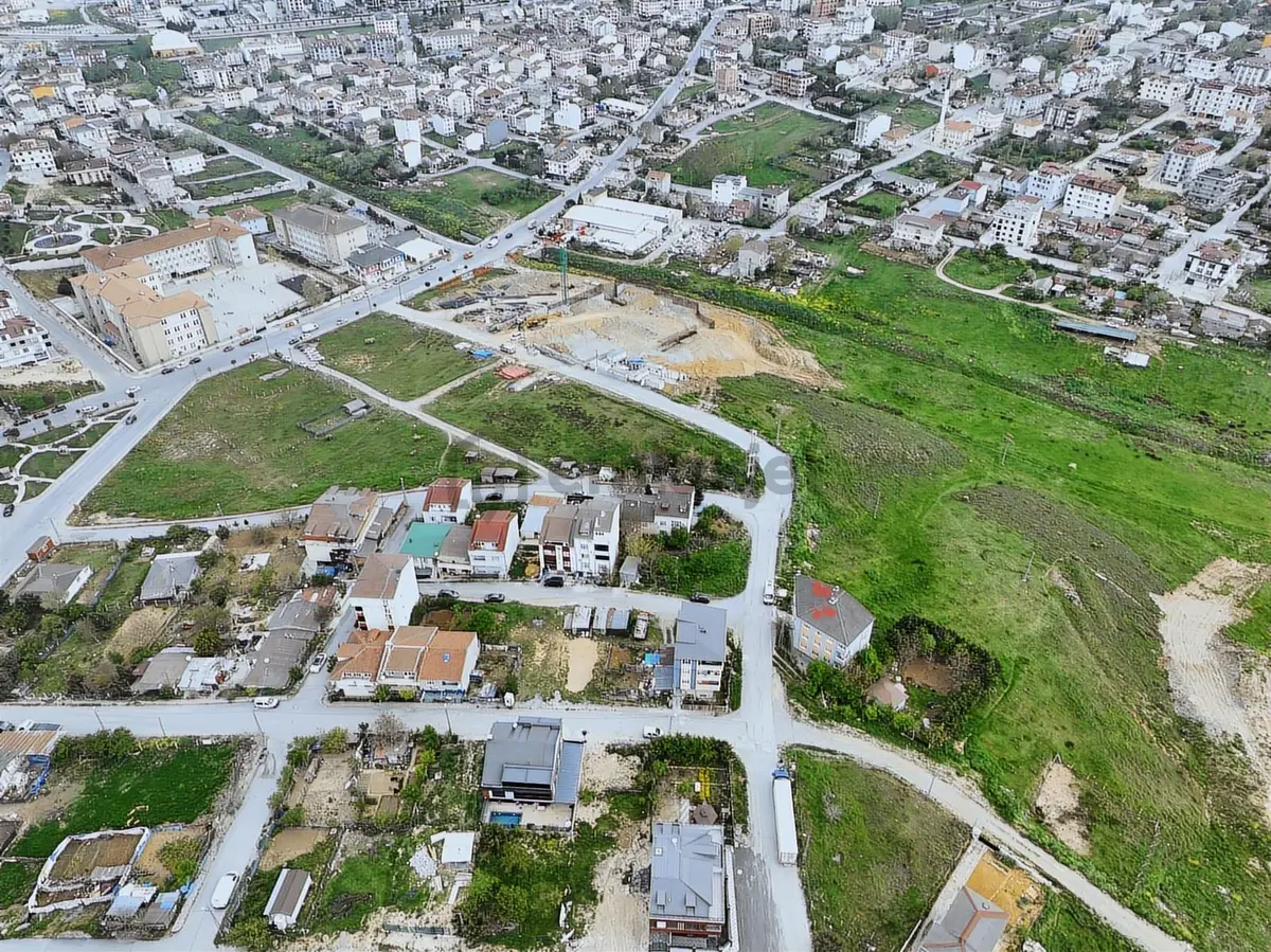 Satılık Arnavutköy Haraççı İmarlı İfrazlı Arsa Tek Tapu - 10