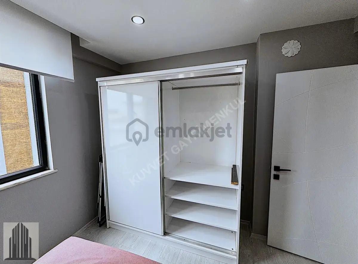Deniz Manzaralı, Eşyalı, İskanlı 1+1 Satılık Daire - 9