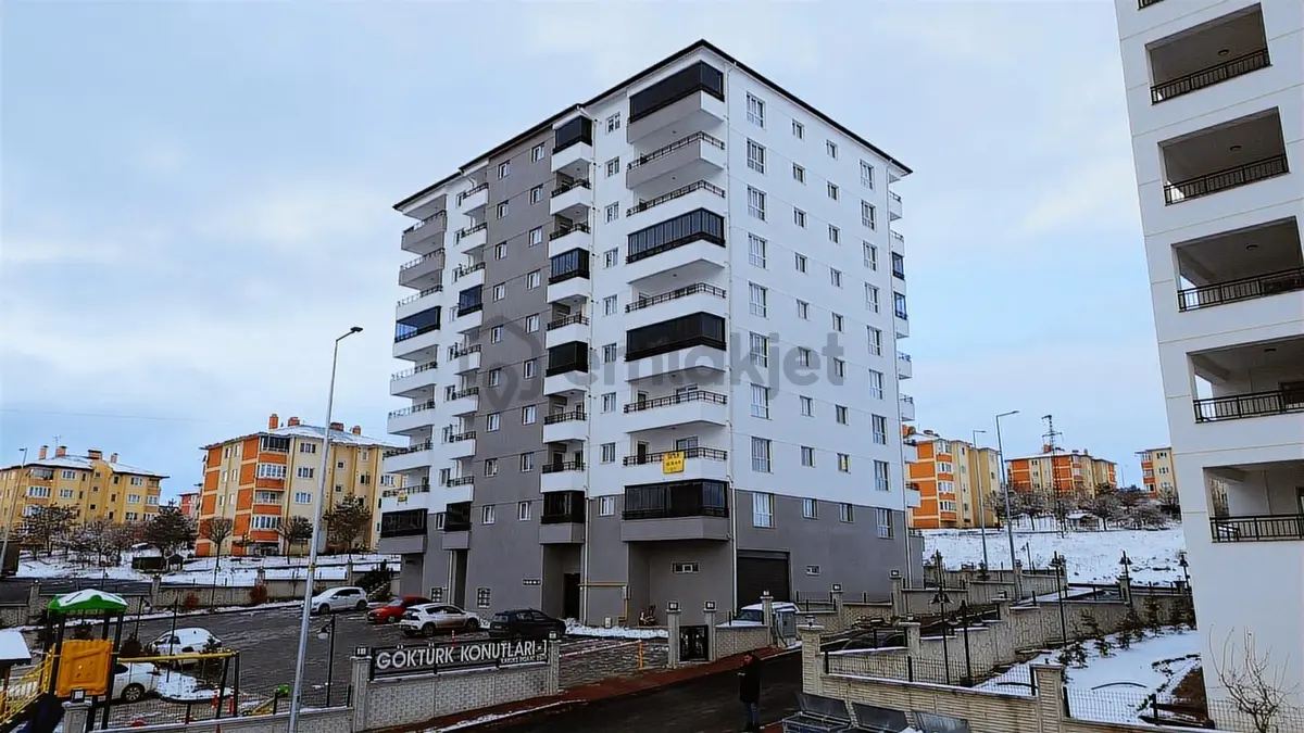 Net Yatırımdan Taşınmaya Hazır Site İçerisinde 3+1 Lüx Daire - 2