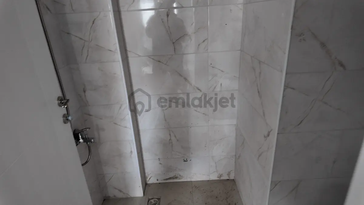 Net Yatırımdan Taşınmaya Hazır Site İçerisinde 3+1 Lüx Daire - 21