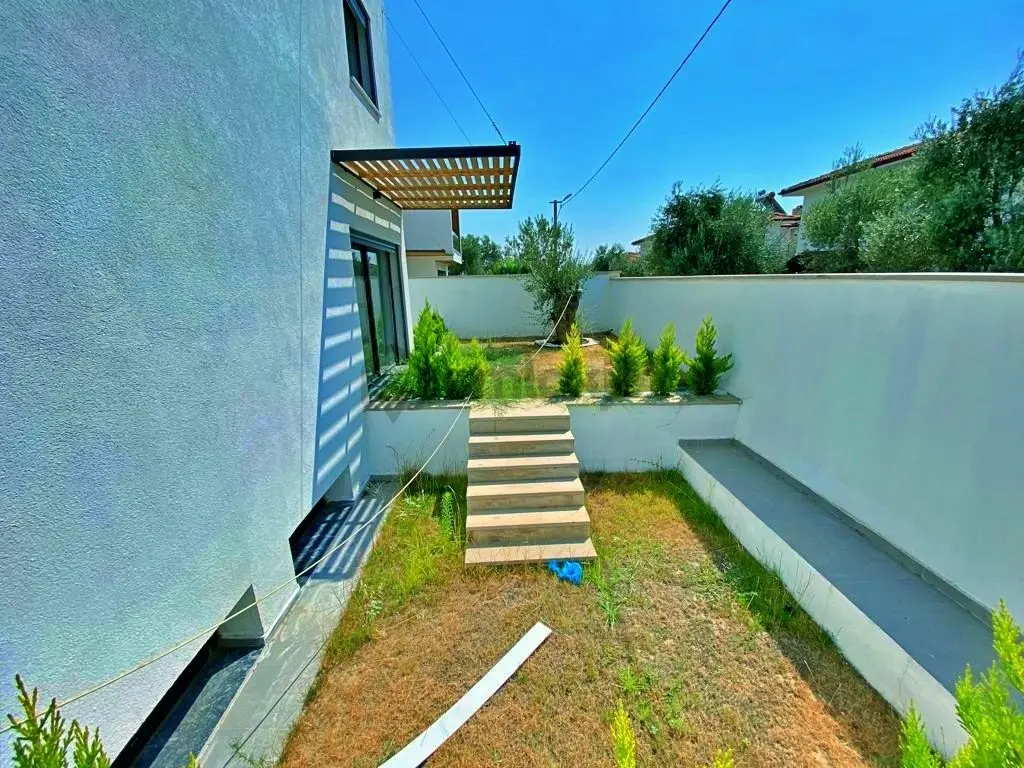 Uytun'dan Güre'de Sauna Yüzme Havuzlu Ultralüx 5+1 Satılık Villa - 18