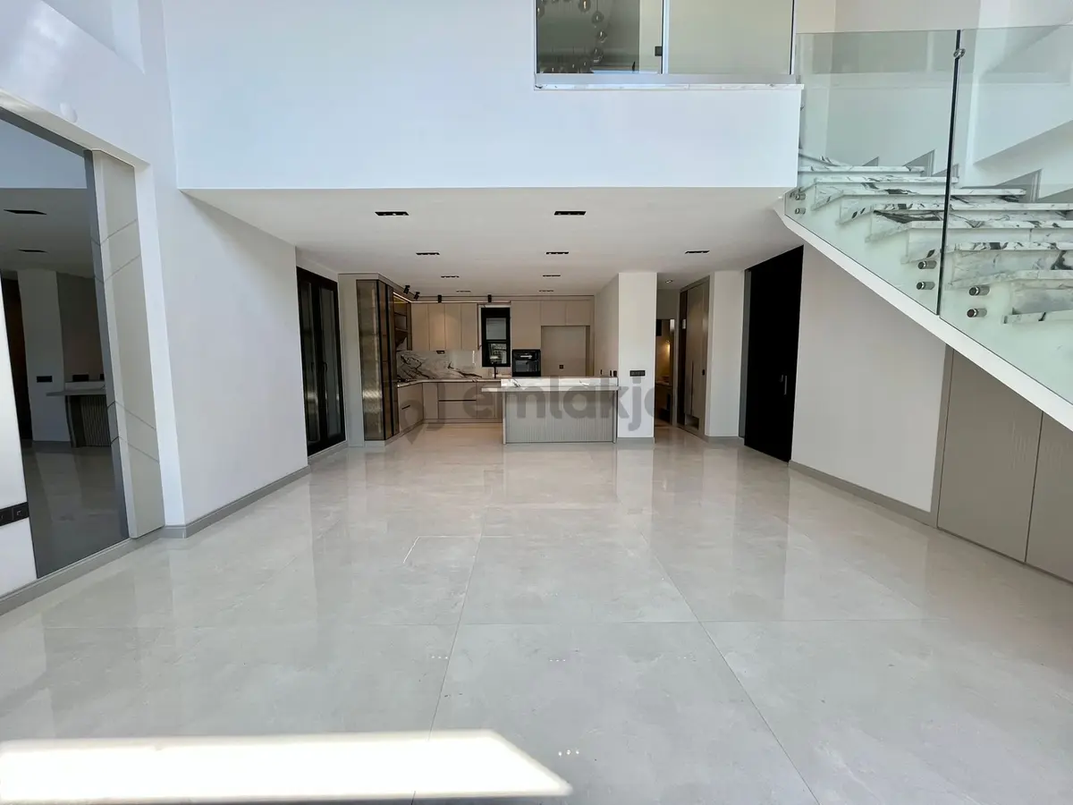 Yükselde Gürede Tam Bağımsız Havuzlu Otoparklı Satılık 3+1 Villa - 25