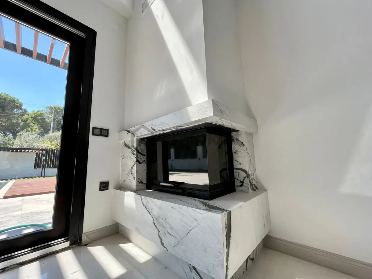 Yükselde Gürede Tam Bağımsız Havuzlu Otoparklı Satılık 3+1 Villa - 13