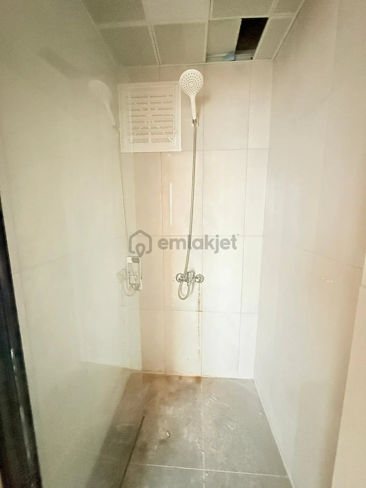 Yıldız'dan Site İçerisinde Ara Kat Şehir Manzaralı 2+1 !! - 31