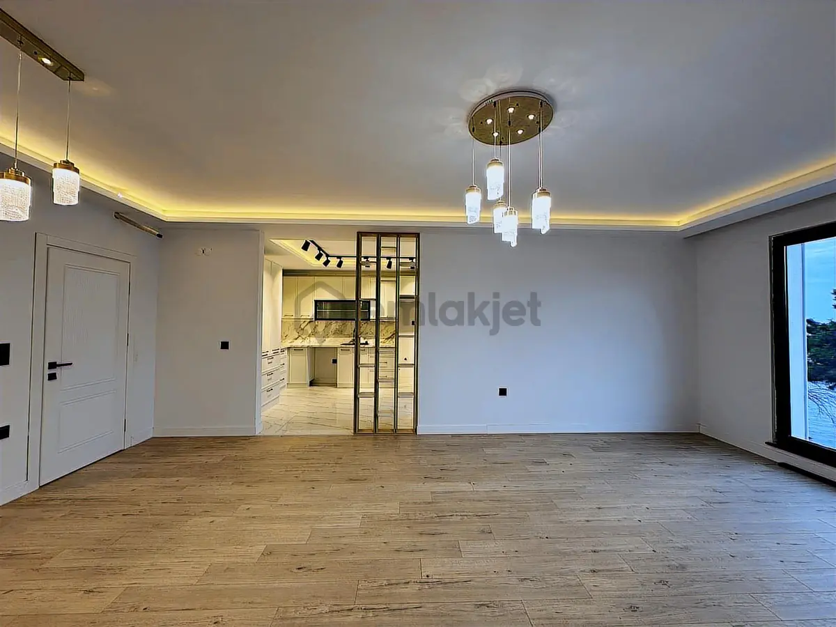 Revizyon'dan Tilla'da Denize Sıfır Lüks 3+1 Daireler - 9