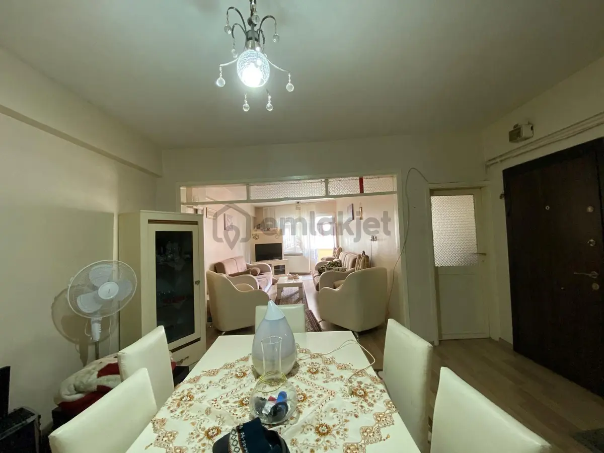 Bağcılar Çınar Mah. Cadde Üzeri Satılık 2+1 Daire - 31