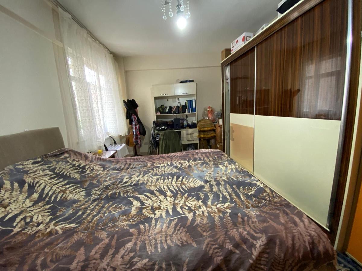Bağcılar Çınar Mah. Cadde Üzeri Satılık 2+1 Daire - 34