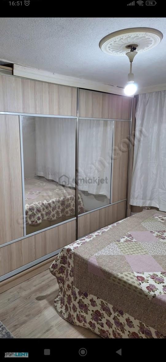 Susurluk Ömerköy De Satılık Arsa Ve İçinde Eşyalı Ev - 9