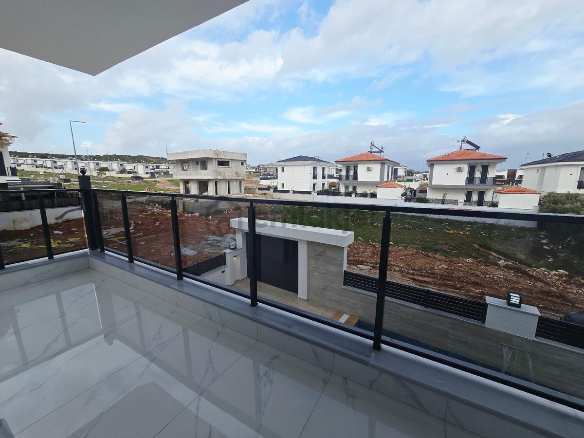 Didim De İkincisi Yok - 32