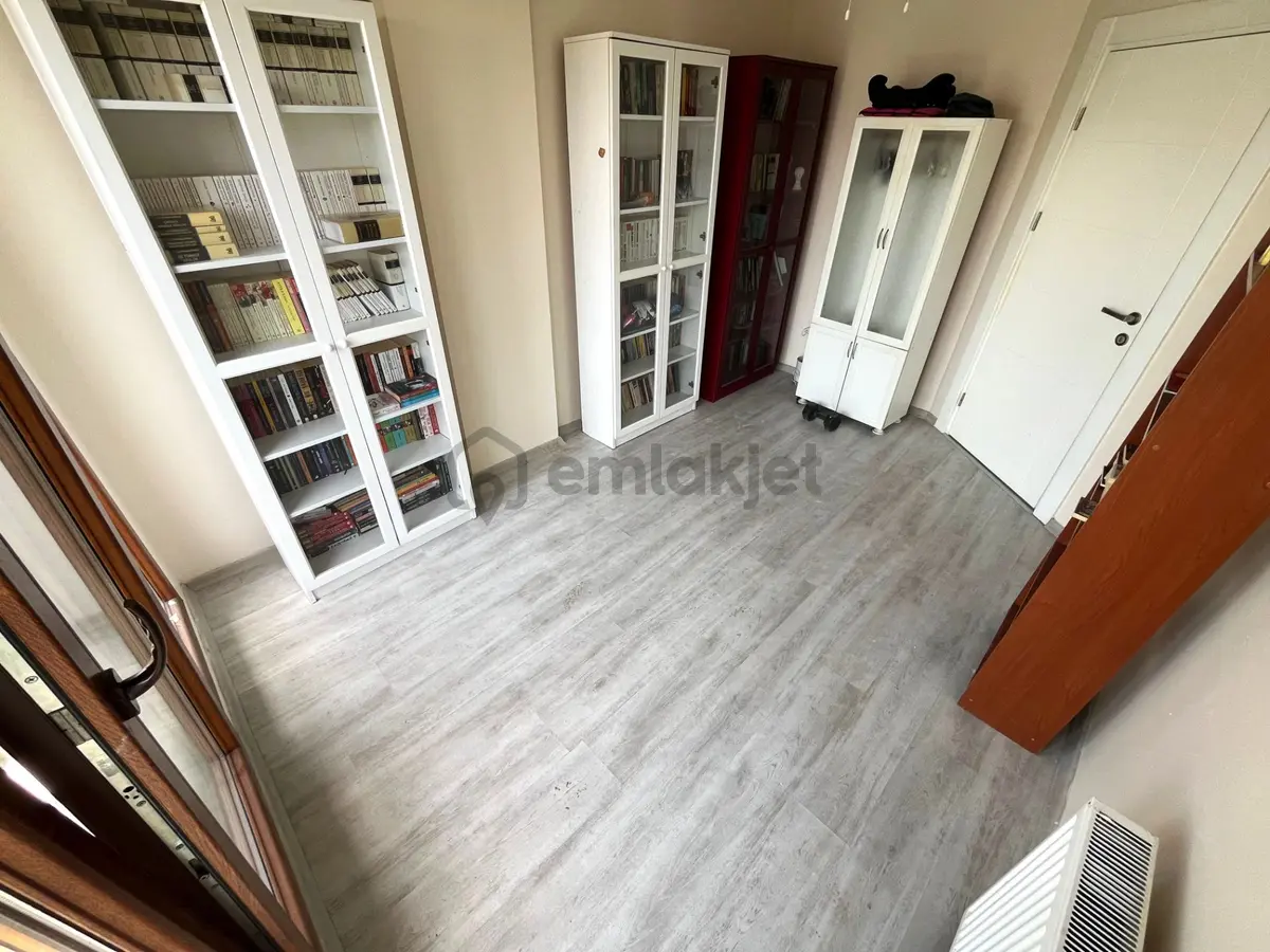 Tek Yetkili Akçay Sezgin Emlaktan Doktorlar Sitesi Mevki Lüx1+1 - 22