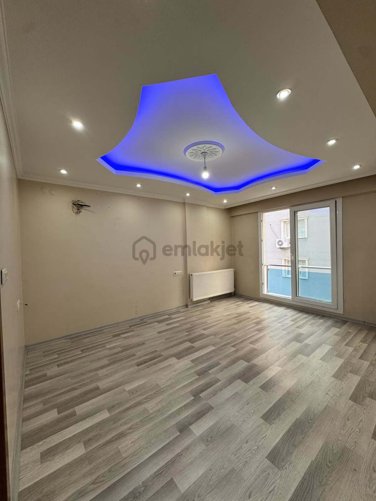 Zeki Emlak'tan Manisa Muradiye'de 3+1 Ara Kat Satılık Daire - 4