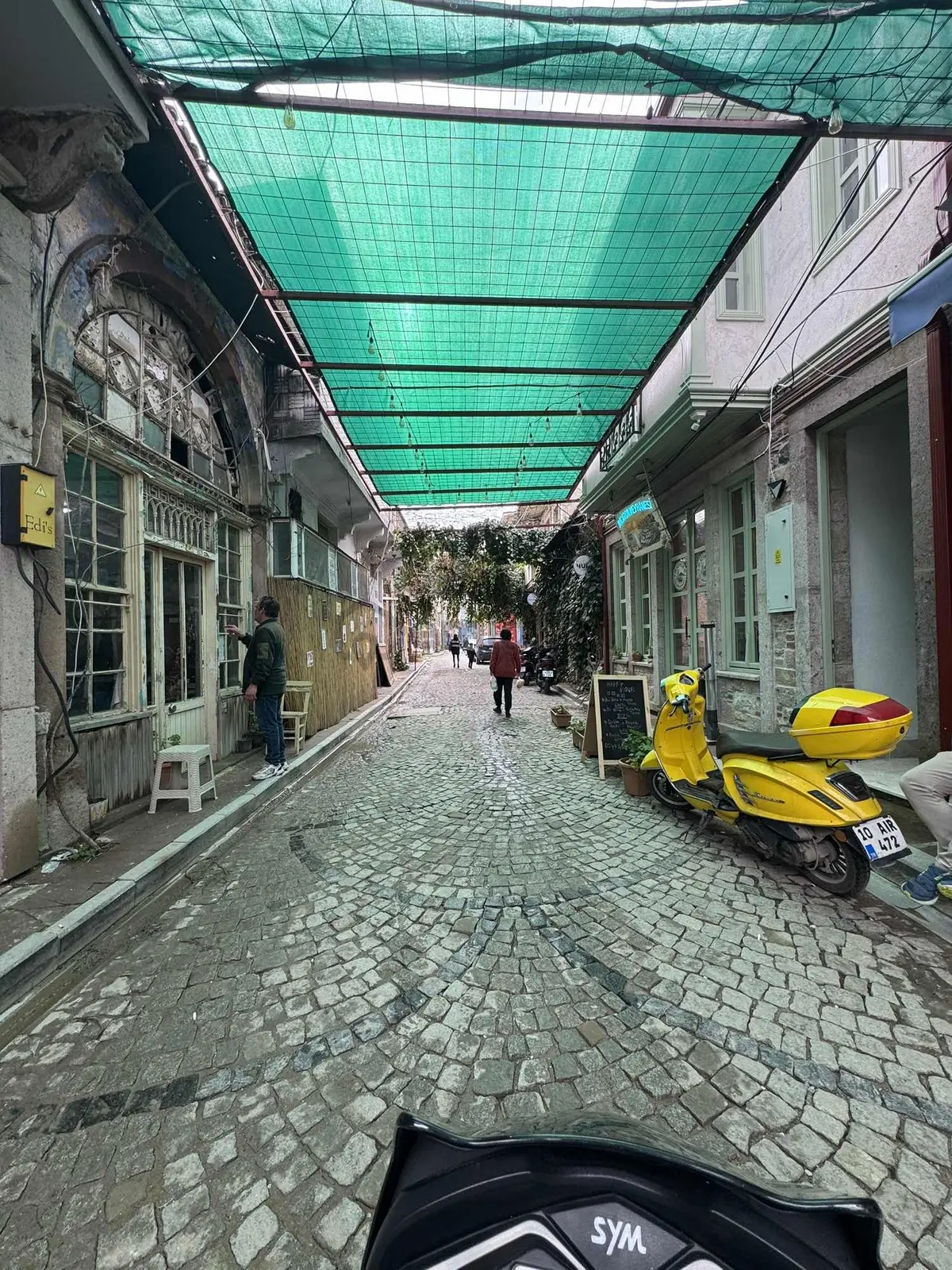 Ayvalık Hayrettinpaşa Mahallesinde Satılık 3 Daire