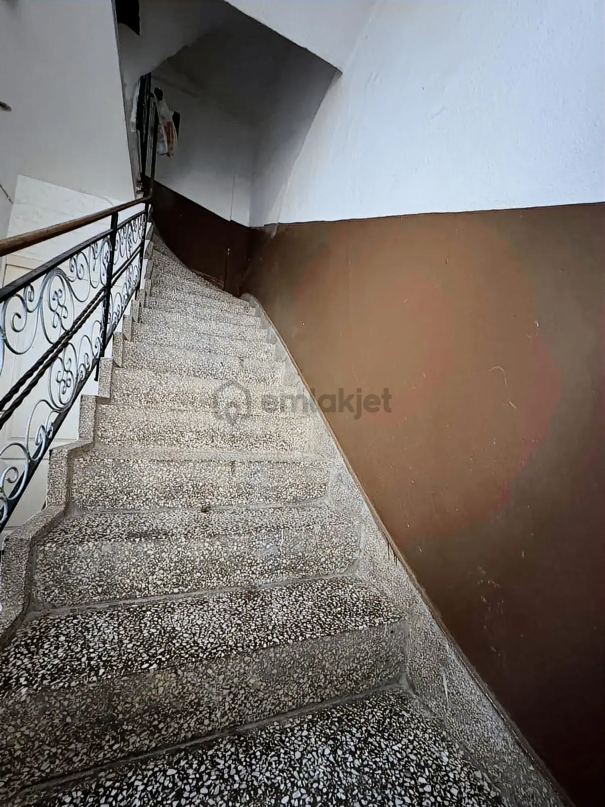 Ayvalık Hayrettinpaşa Mahallesinde Satılık 3 Daire - 26