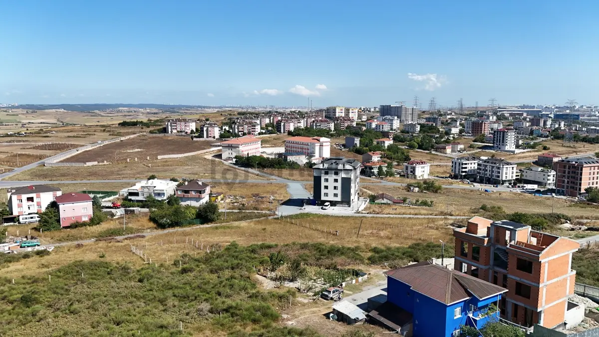 Hadımköyde Şerefiyeli 3 Kat İmarlı 260 M² Arsa - 11