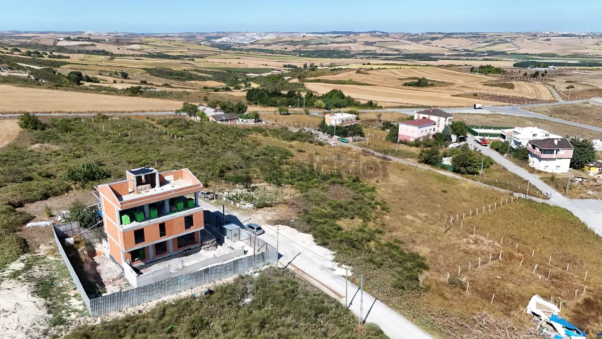 Hadımköyde Şerefiyeli 3 Kat İmarlı 260 M² Arsa - 14