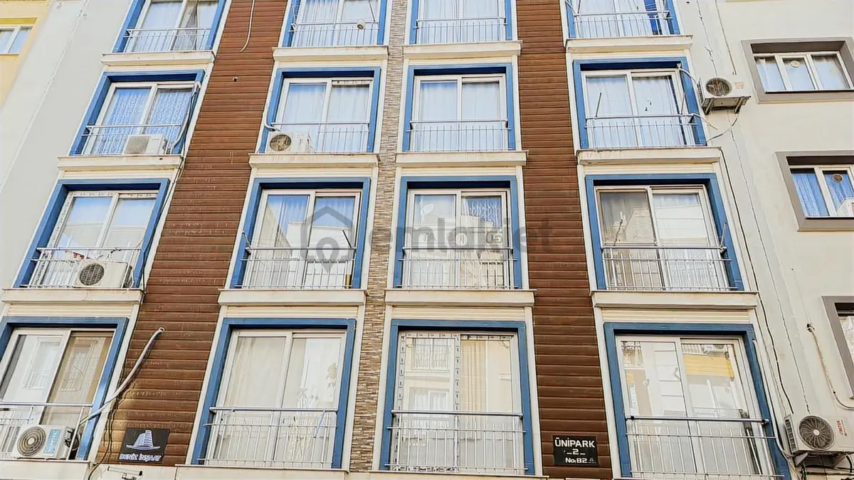 Zafer Mahallesinde Eşyalı Kiralık 1+1 Daire - 2