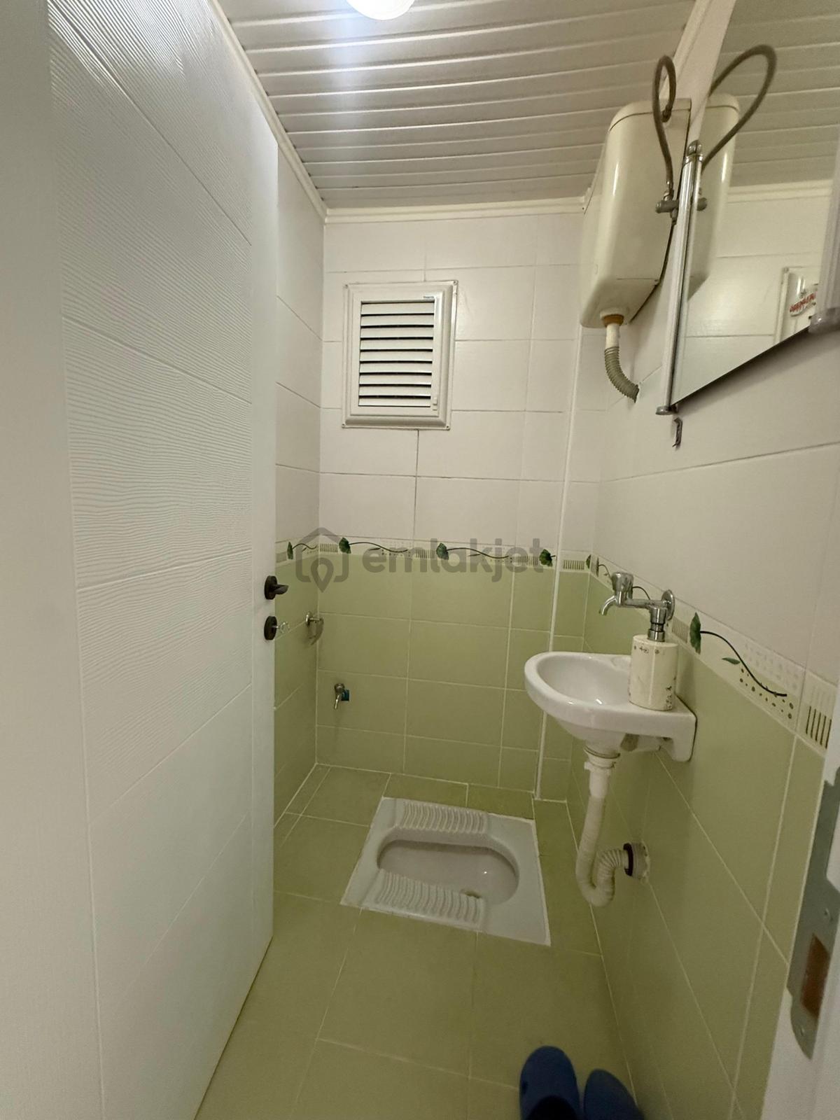Dikkaldırımda Geniş Ferah Satılık 4+1 Dubleks Daire - 22