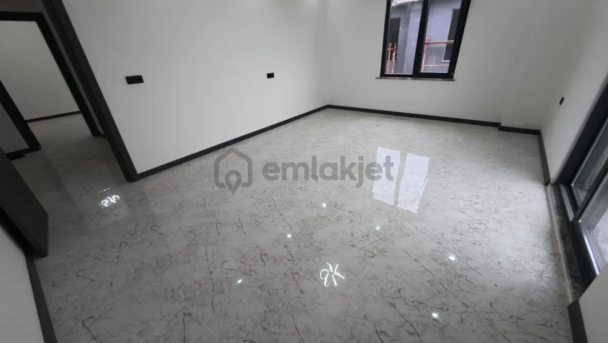Sakarya Karasu'da Modern Tasarımlı 2+1 Satılık Daire - 13