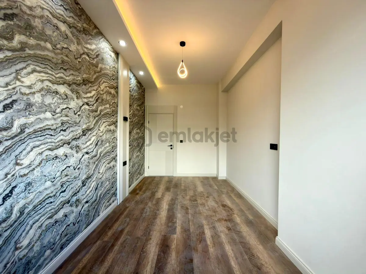 🏡 Referans'tan Doğa Manzaralı Ön Cephe Ara Kat 2+1 Daire - 21