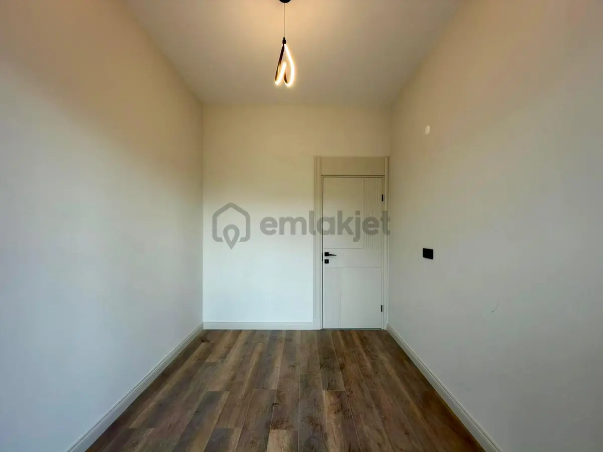 🏡 Referans'tan Doğa Manzaralı Ön Cephe Ara Kat 2+1 Daire - 13