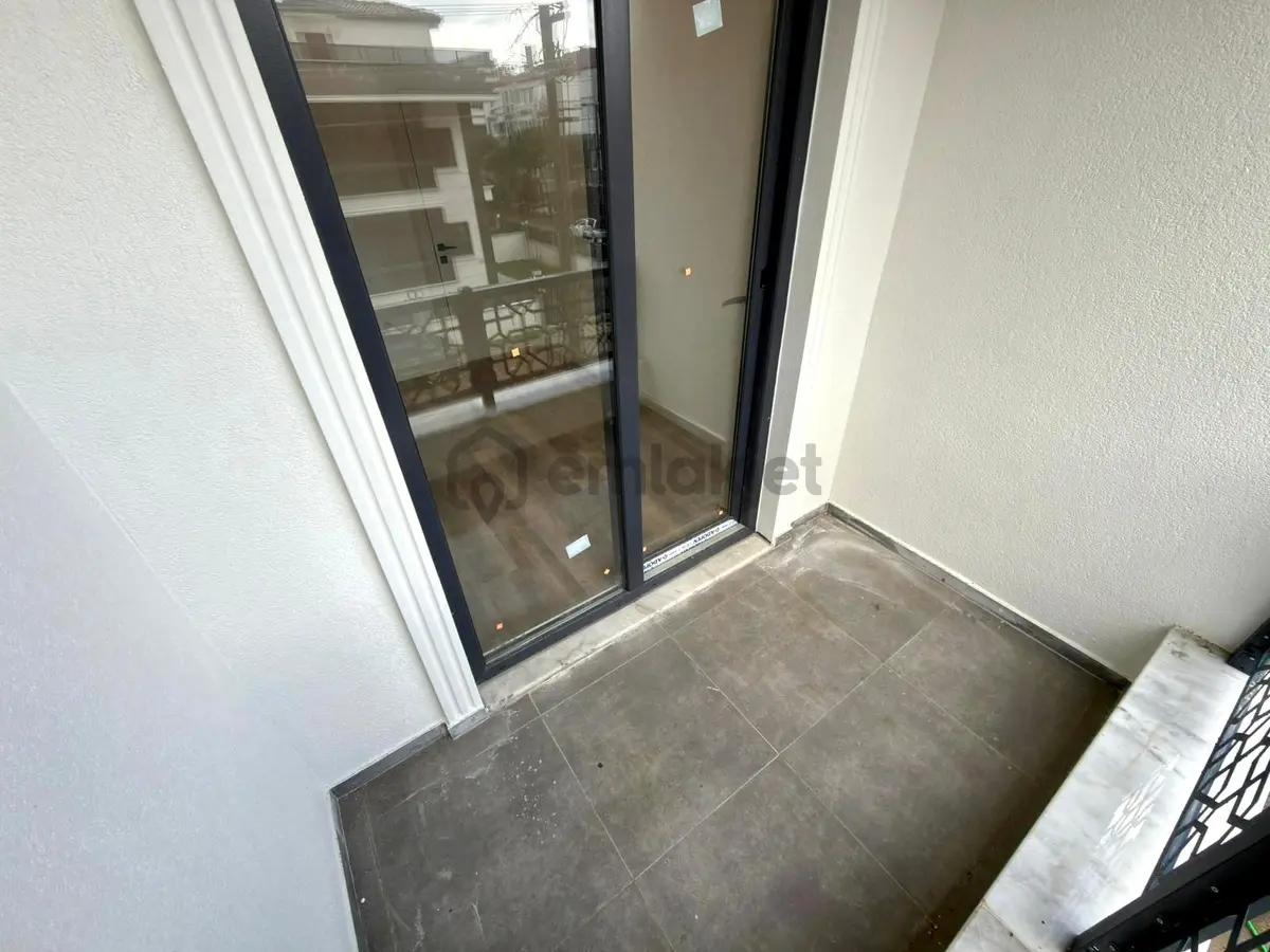 🏡 Referans'tan Doğa Manzaralı Ön Cephe Ara Kat 2+1 Daire - 12