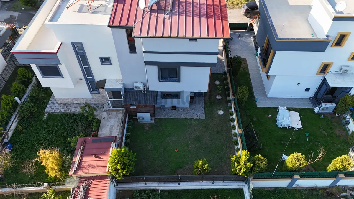 İzmir Seferihisar Cumhuriyet Mahallesi’nde 3+1 Müstakil Tripleks Yazlık Villa - 4