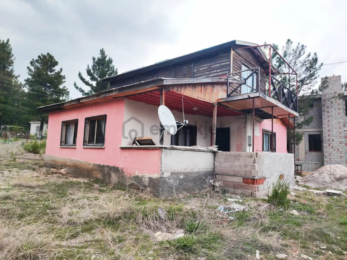 Kar Emlaktan Akçatekir Alparslan Da 400 M2 Arsası Mevcut 3+1 Satılık Müstakil Ev