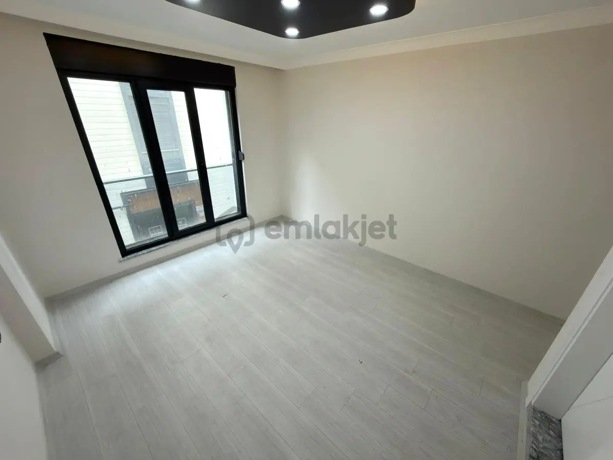 🏡 Referans'tan Altınkum'da Ön Cephe Ebeveyn Banyolu Ara Kat 2+1 Daire - 27