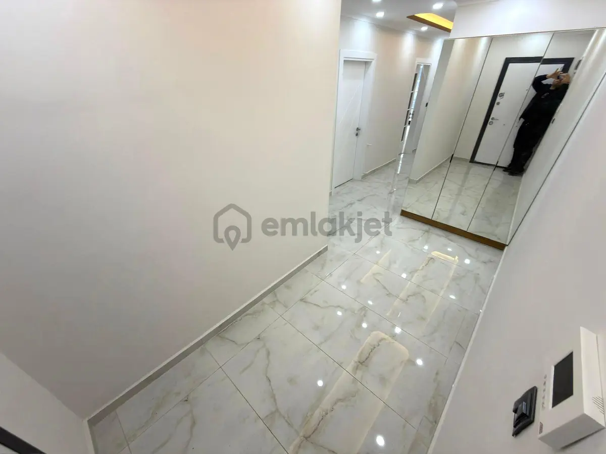 🏡 Referans'tan Altınkum'da Ön Cephe Ebeveyn Banyolu Ara Kat 2+1 Daire - 9