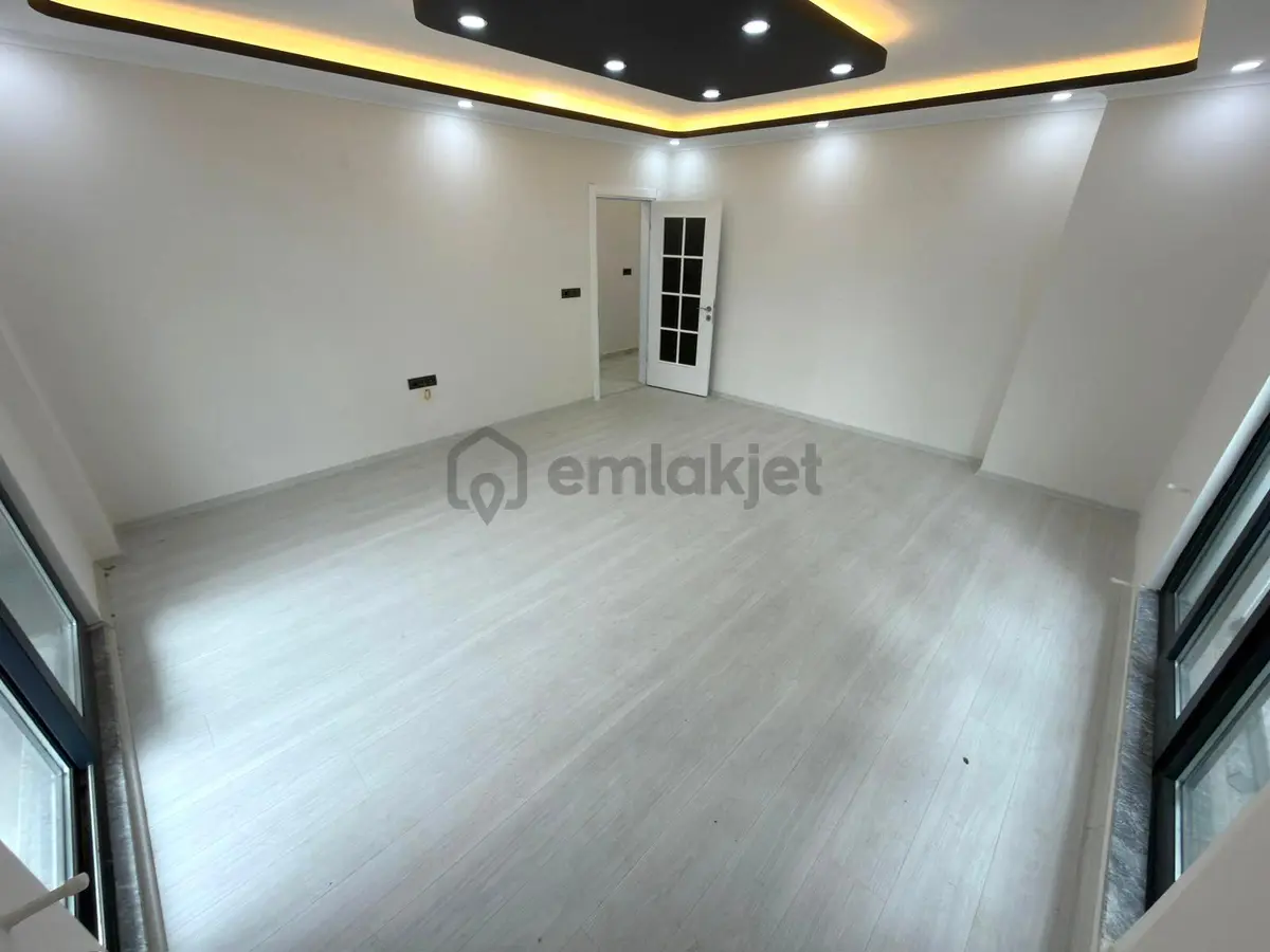 🏡 Referans'tan Altınkum'da Ön Cephe Ebeveyn Banyolu Ara Kat 2+1 Daire - 10