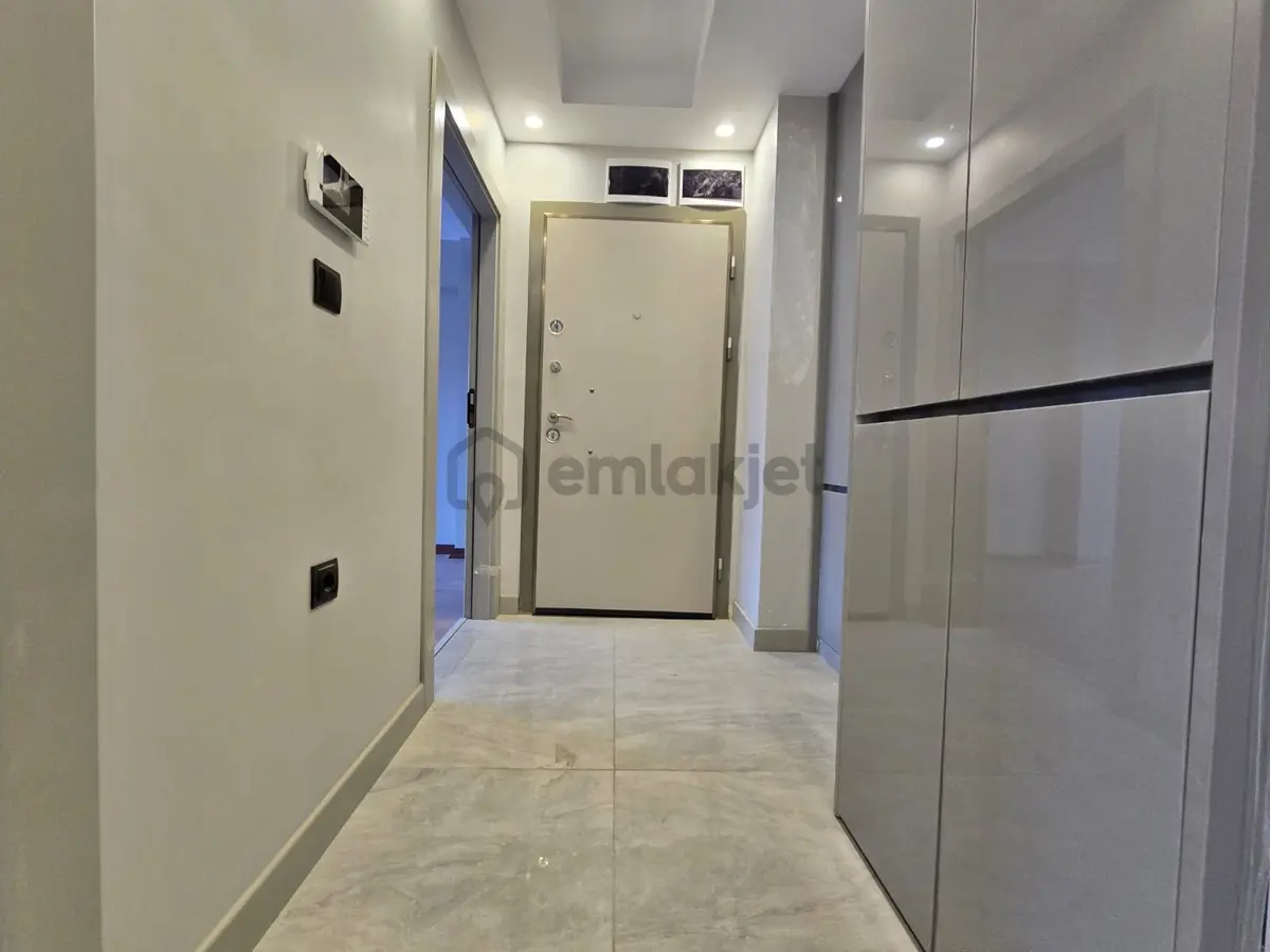Süvari'de Sıfır Binada 3+1 Asansörlü Ebeveyn Banyolu Ön Cephe Ev - 33