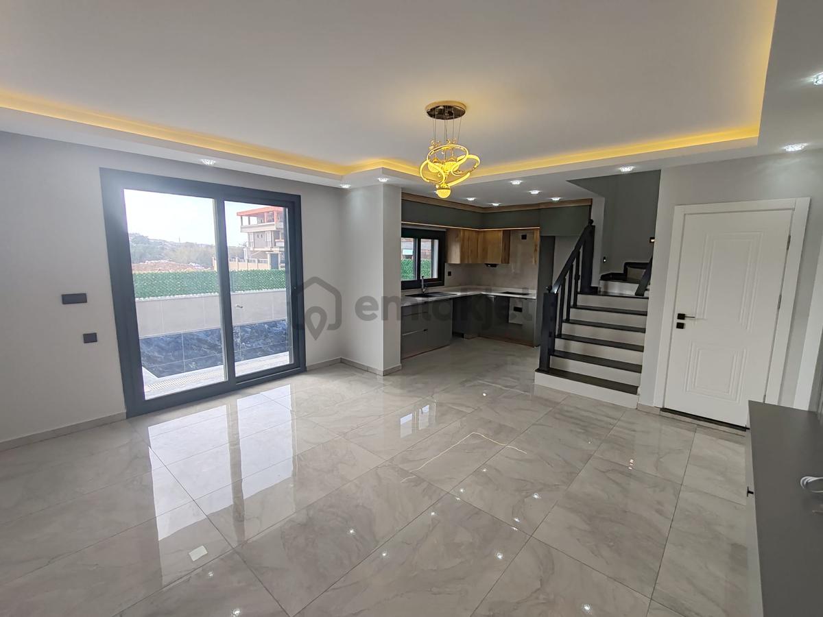 Didim'de 3+1 Villa Havuzlu Merkezi - 6
